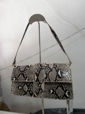 Bolso de serpy