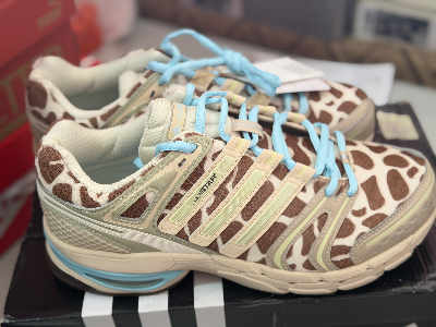 Tenis Adidas