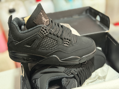 Air Jordan 4 "Black Cat"
